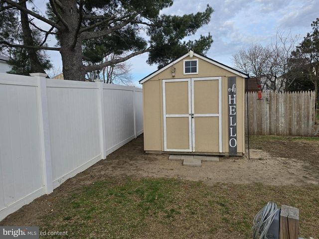 20 S MARS DR, Sewell, NJ 08080