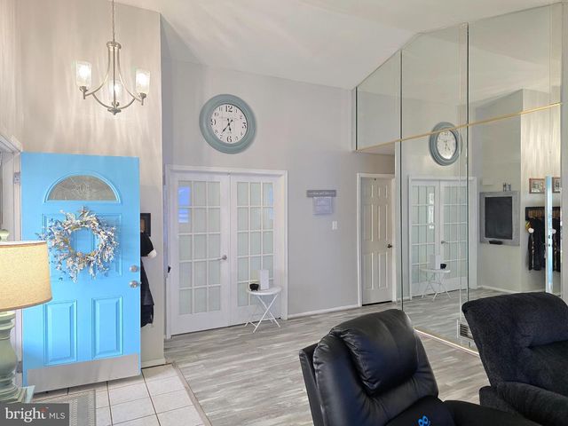 20 S MARS DR, Sewell, NJ 08080
