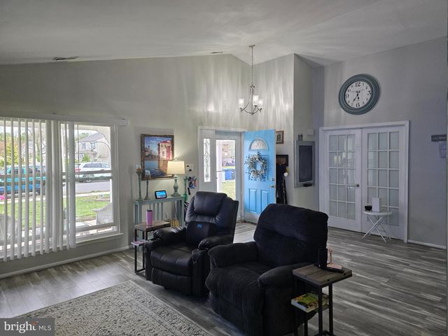 20 S MARS DR, Sewell, NJ 08080