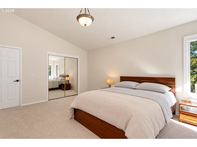 9739 Nw ENGLEMAN St, Portland, OR 97229