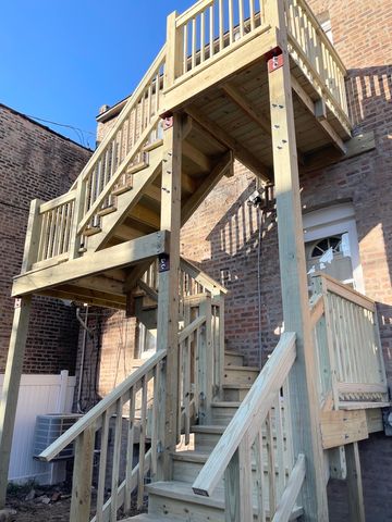 2333 W Ohio Street, Chicago, IL 60612