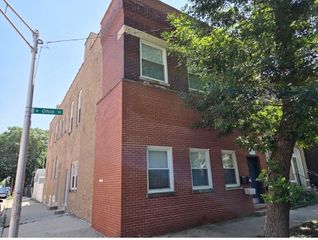 2333 W Ohio Street, Chicago, IL 60612