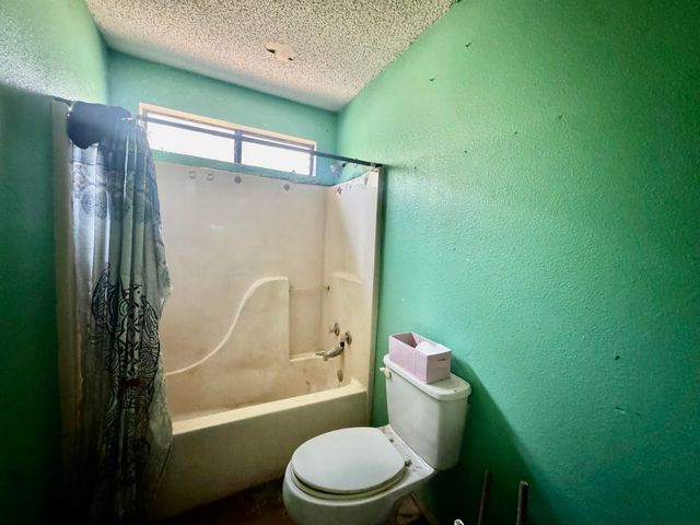 326 Blue Water Ln, Holly Lake Ranch, TX 75765