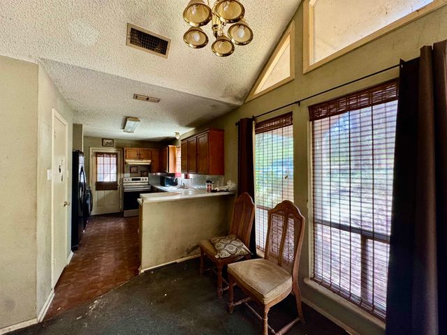 326 Blue Water Ln, Holly Lake Ranch, TX 75765