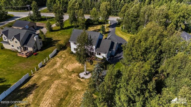 706 E Sage Road, Wasilla, AK 99654