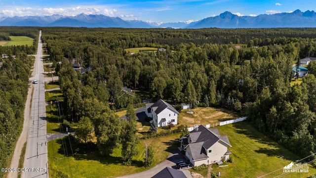 706 E Sage Road, Wasilla, AK 99654