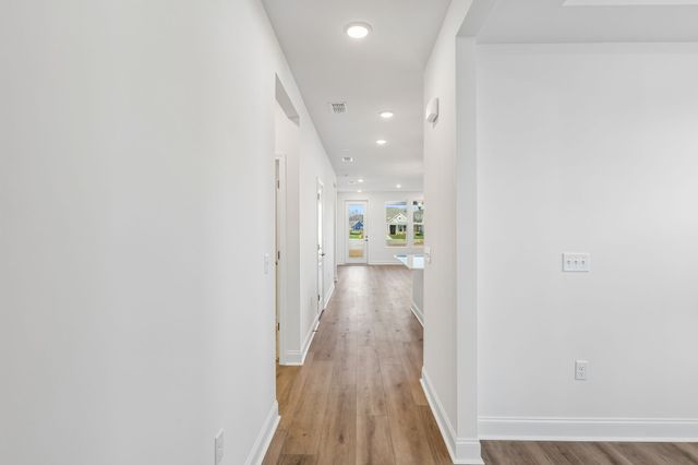 424 Sharp Way, Murfreesboro, TN 37129