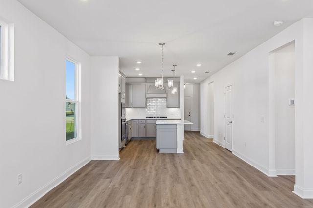 424 Sharp Way, Murfreesboro, TN 37129