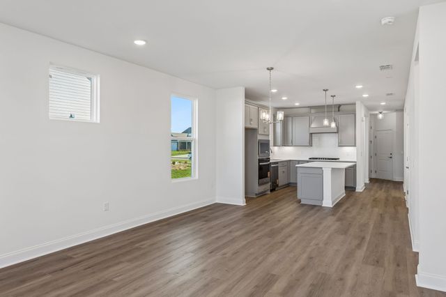 424 Sharp Way, Murfreesboro, TN 37129