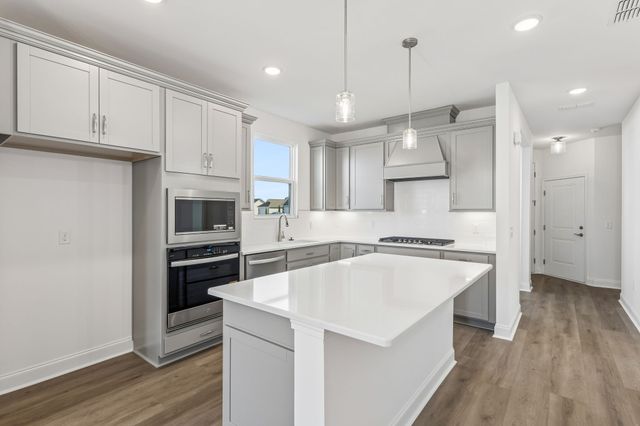 424 Sharp Way, Murfreesboro, TN 37129