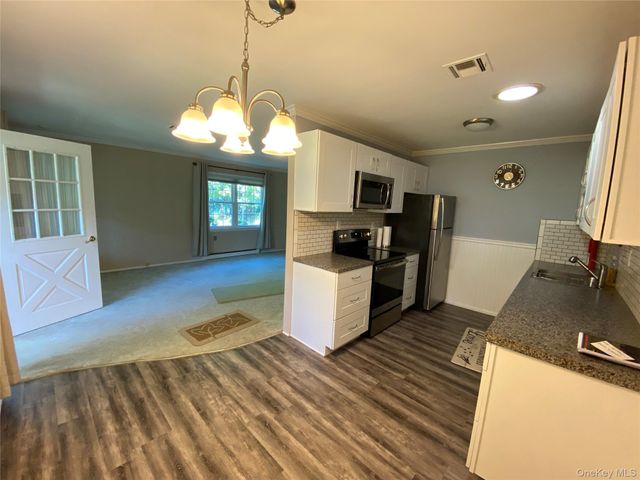 274 Berwick Court A, Ridge, NY 11961
