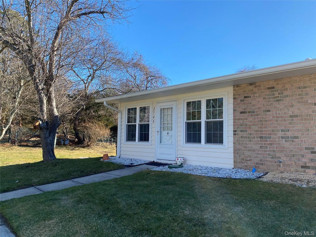 274 Berwick Court A, Ridge, NY 11961