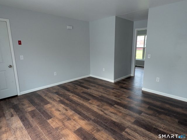 619 Shelton Street 1st Floor R, Bridgeport, CT 06608