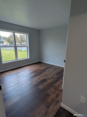 619 Shelton Street 1st Floor R, Bridgeport, CT 06608