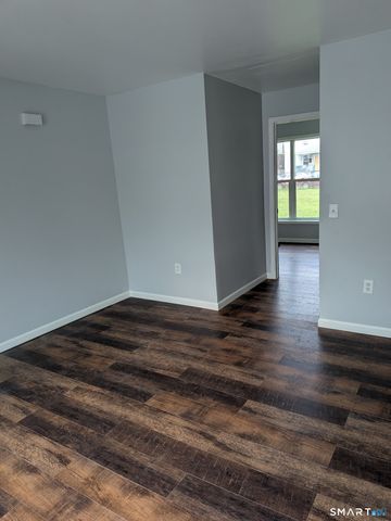 619 Shelton Street 1st Floor R, Bridgeport, CT 06608