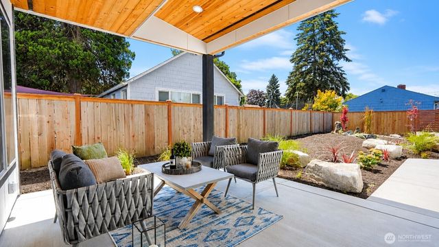 807 2nd Avenue N, Kent, WA 98032