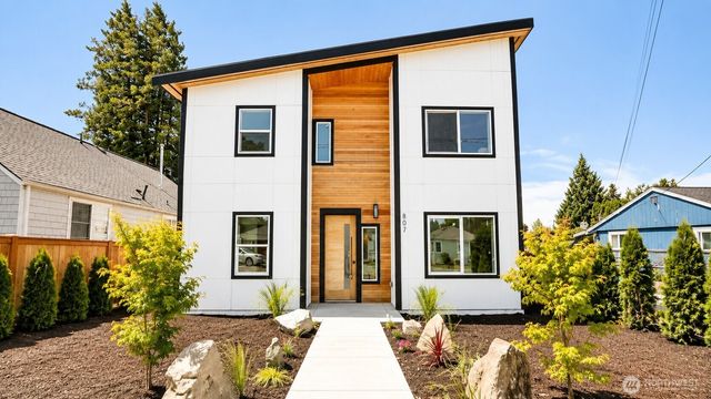 807 2nd Avenue N, Kent, WA 98032