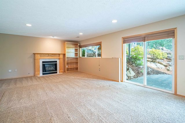 514 N Dunbarton Oaks Ln, Liberty Lake, WA 99019
