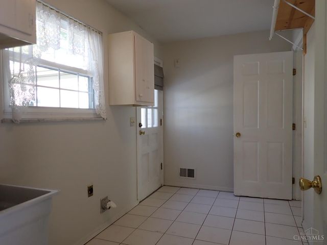 5843 Reswin Drive, Fairfield, OH 45014