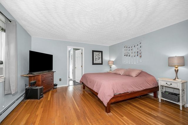 49 Countryside Rd, Grafton, MA 01536