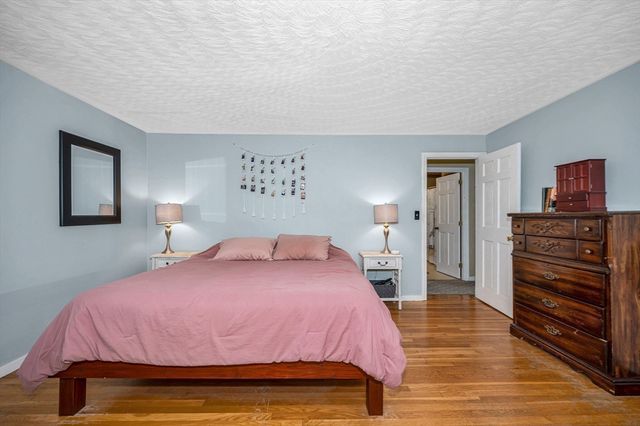 49 Countryside Rd, Grafton, MA 01536