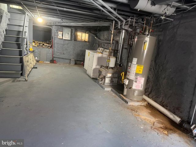 2327 S BONSALL ST, Philadelphia, PA 19145