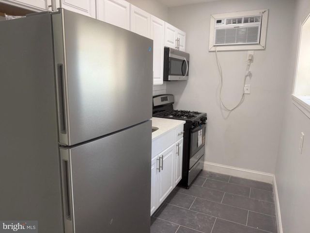 2327 S BONSALL ST, Philadelphia, PA 19145