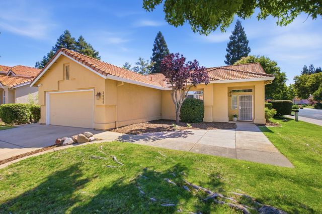 3600 Amethyst Dr, Rocklin, CA 95677