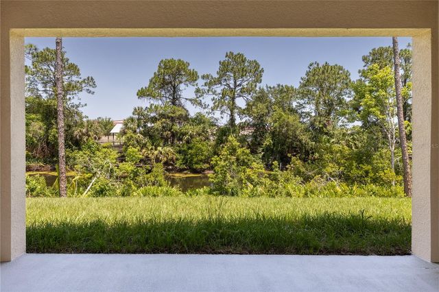 37 REGENT LANE, Palm Coast, FL 32164