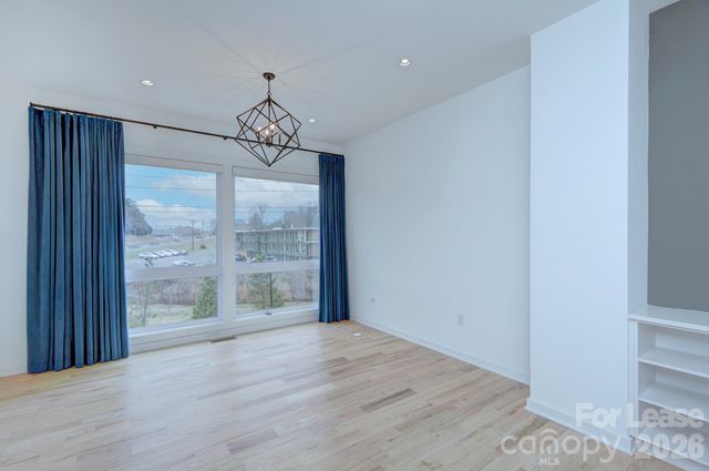 2737 Shenandoah Avenue, Charlotte, NC 28205