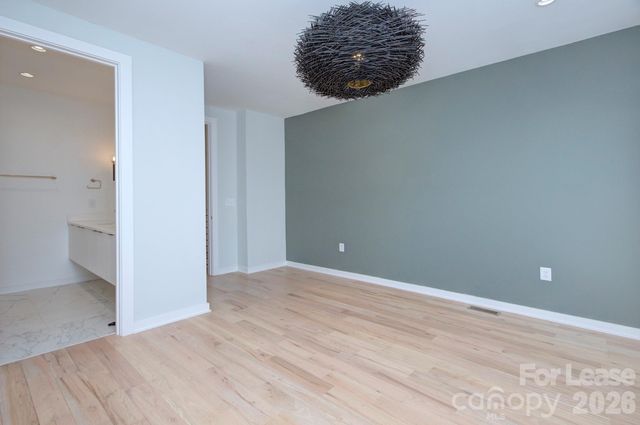 2737 Shenandoah Avenue, Charlotte, NC 28205