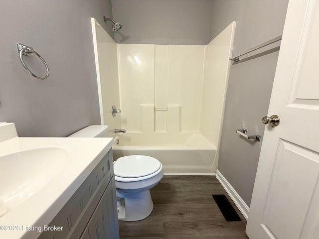 653 S 23rd St, Louisville, KY 40211