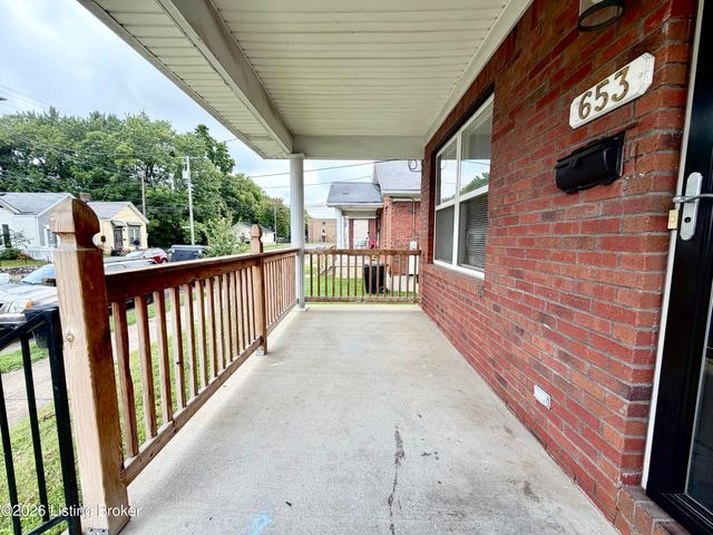 653 S 23rd St, Louisville, KY 40211