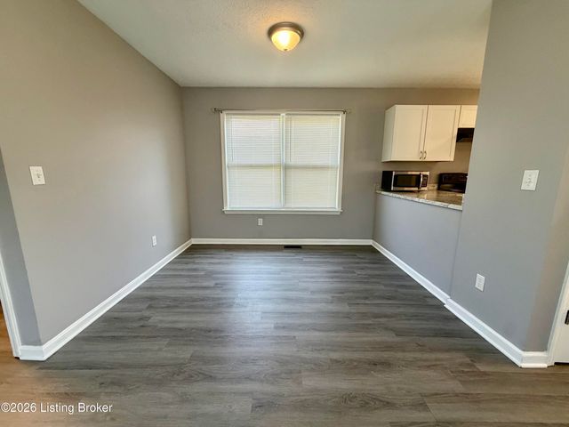 653 S 23rd St, Louisville, KY 40211