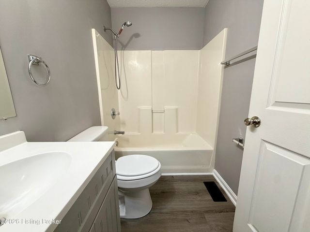 653 S 23rd St, Louisville, KY 40211