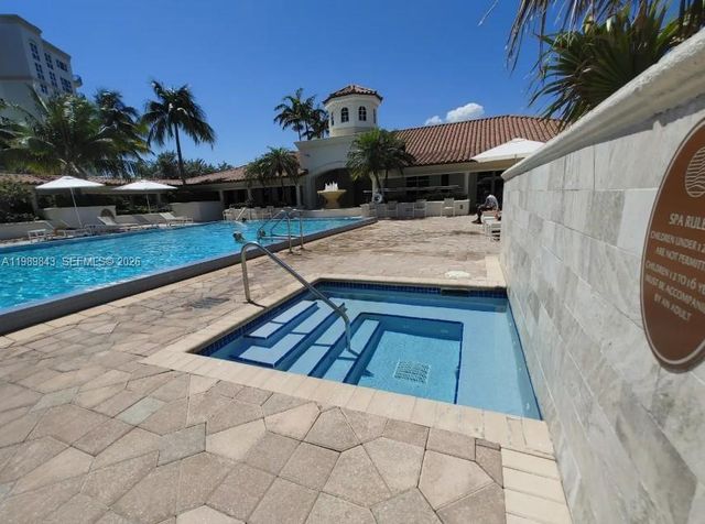 20000 E Country Club Drive 201, Aventura, FL 33180