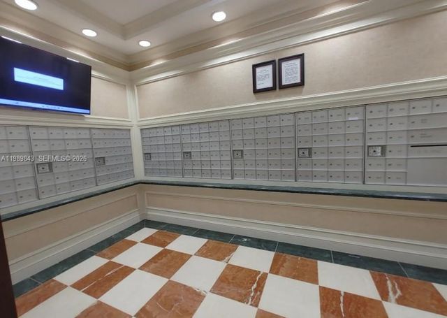 20000 E Country Club Drive 201, Aventura, FL 33180