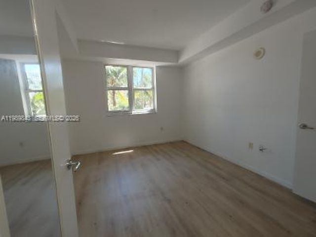 20000 E Country Club Drive 201, Aventura, FL 33180