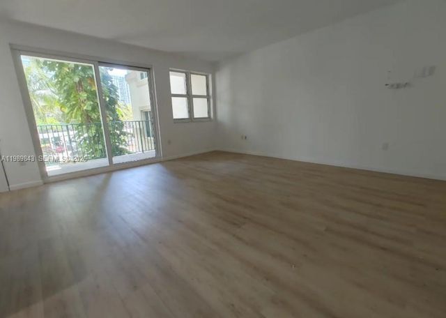 20000 E Country Club Drive 201, Aventura, FL 33180