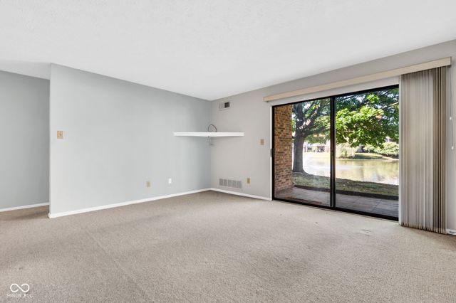 4260 Village Pw E Circle 4, Indianapolis, IN 46254