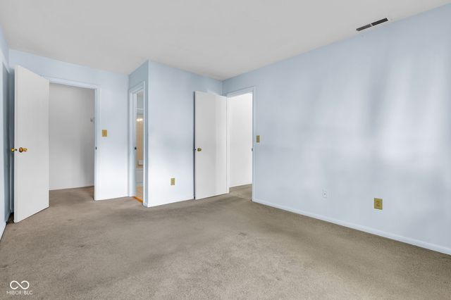 4260 Village Pw E Circle 4, Indianapolis, IN 46254