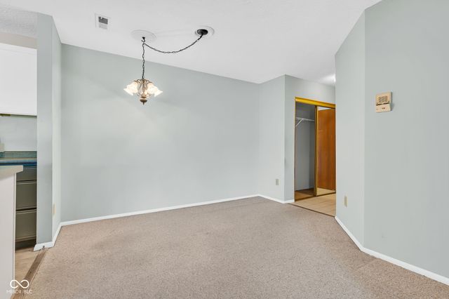 4260 Village Pw E Circle 4, Indianapolis, IN 46254