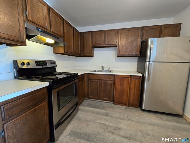 1205 Cromwell Hills Drive 1205, Cromwell, CT 06416