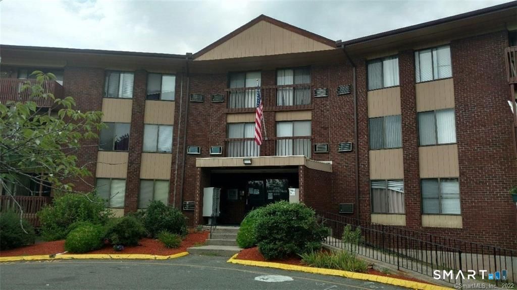 1205 Cromwell Hills Drive 1205, Cromwell, CT 06416