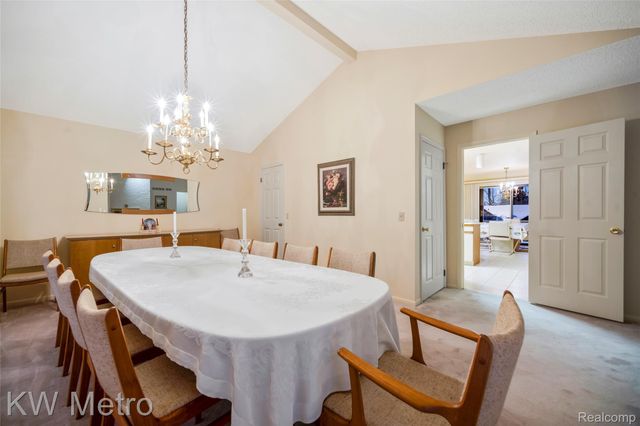 3086 Bloomfield Park Drive, West Bloomfield Charter Township, MI 48323