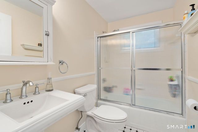 116 Bramblebush Road, Manchester, CT 06040