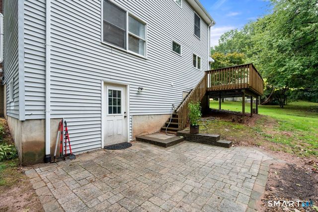 116 Bramblebush Road, Manchester, CT 06040