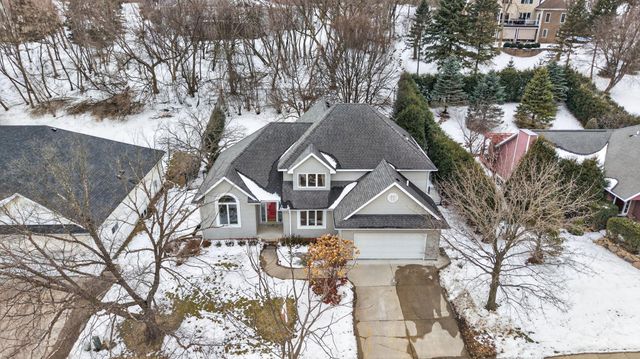 1972 Fox Valley Drive SW, Rochester, MN 55902