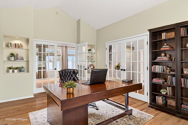 1972 Fox Valley Drive SW, Rochester, MN 55902