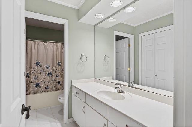 1972 Fox Valley Drive SW, Rochester, MN 55902